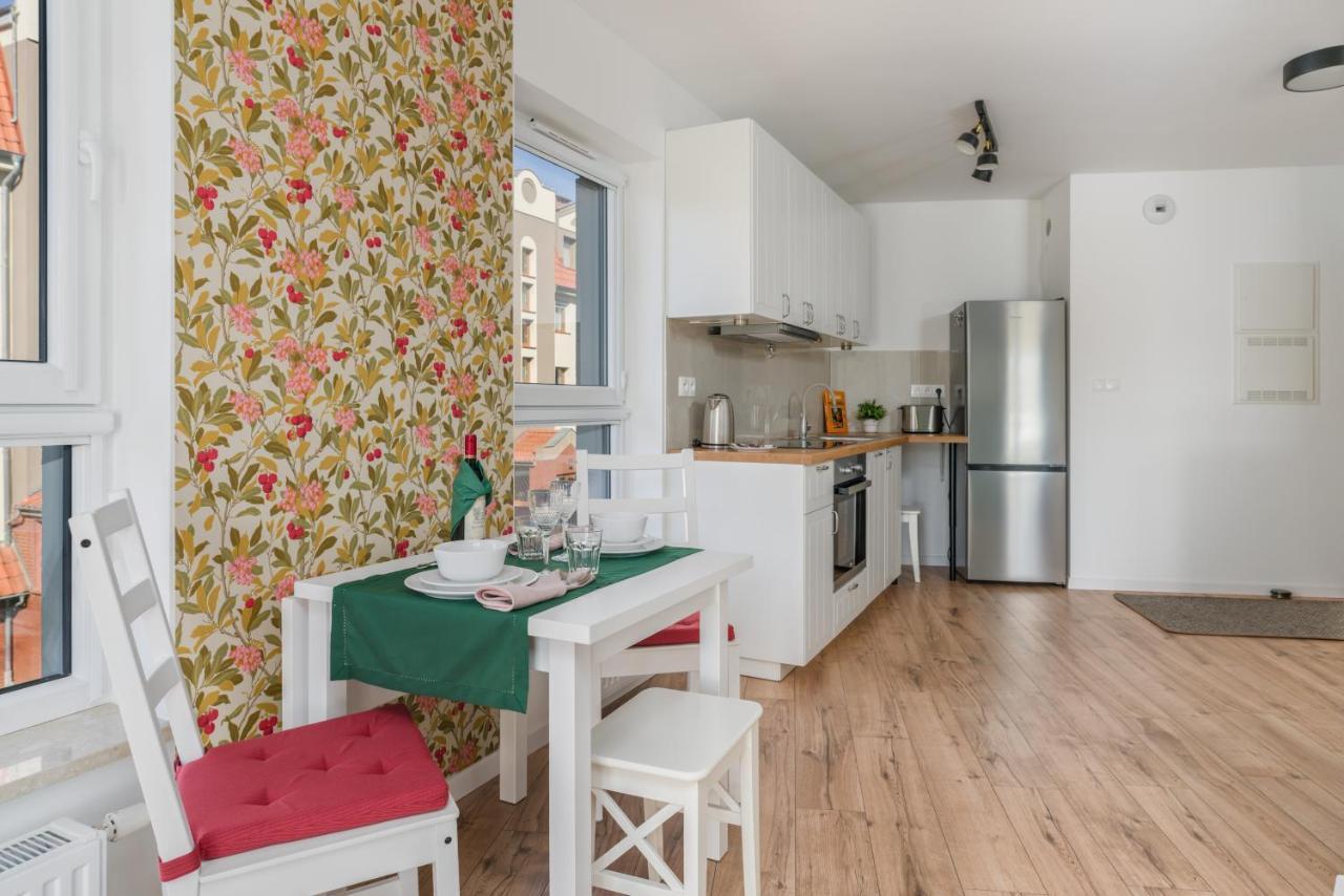 Rejtana With Free Garage By Renters Poznań